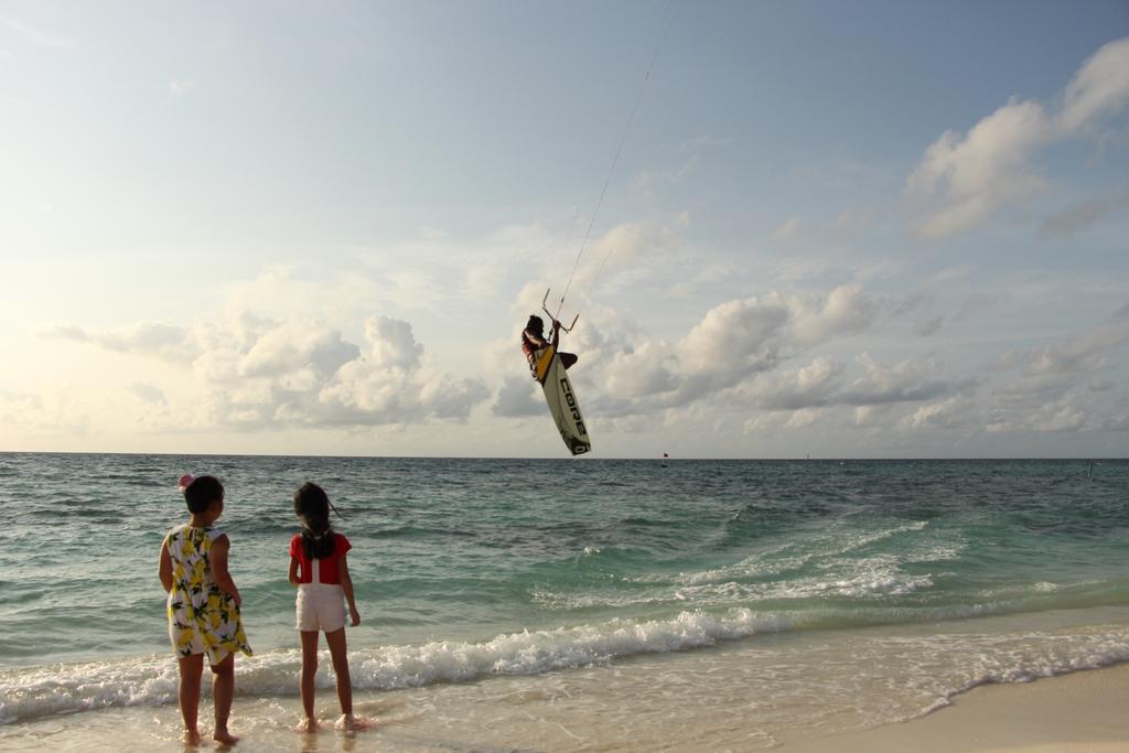 Water Breeze Hotel Maafushi Exterior photo